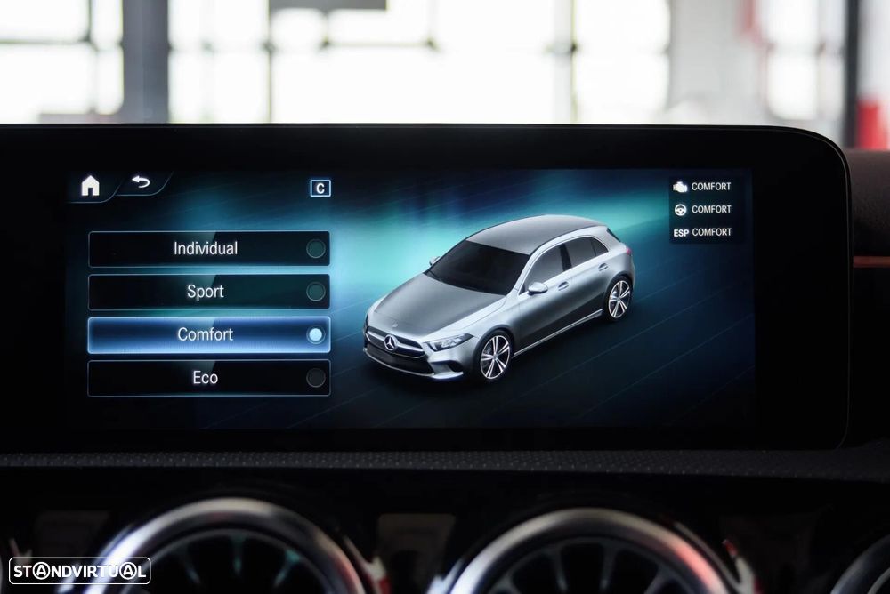 Mercedes-Benz A 180 d AMG Line - 44