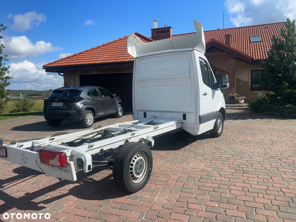Mercedes-Benz Sprinter - 6
