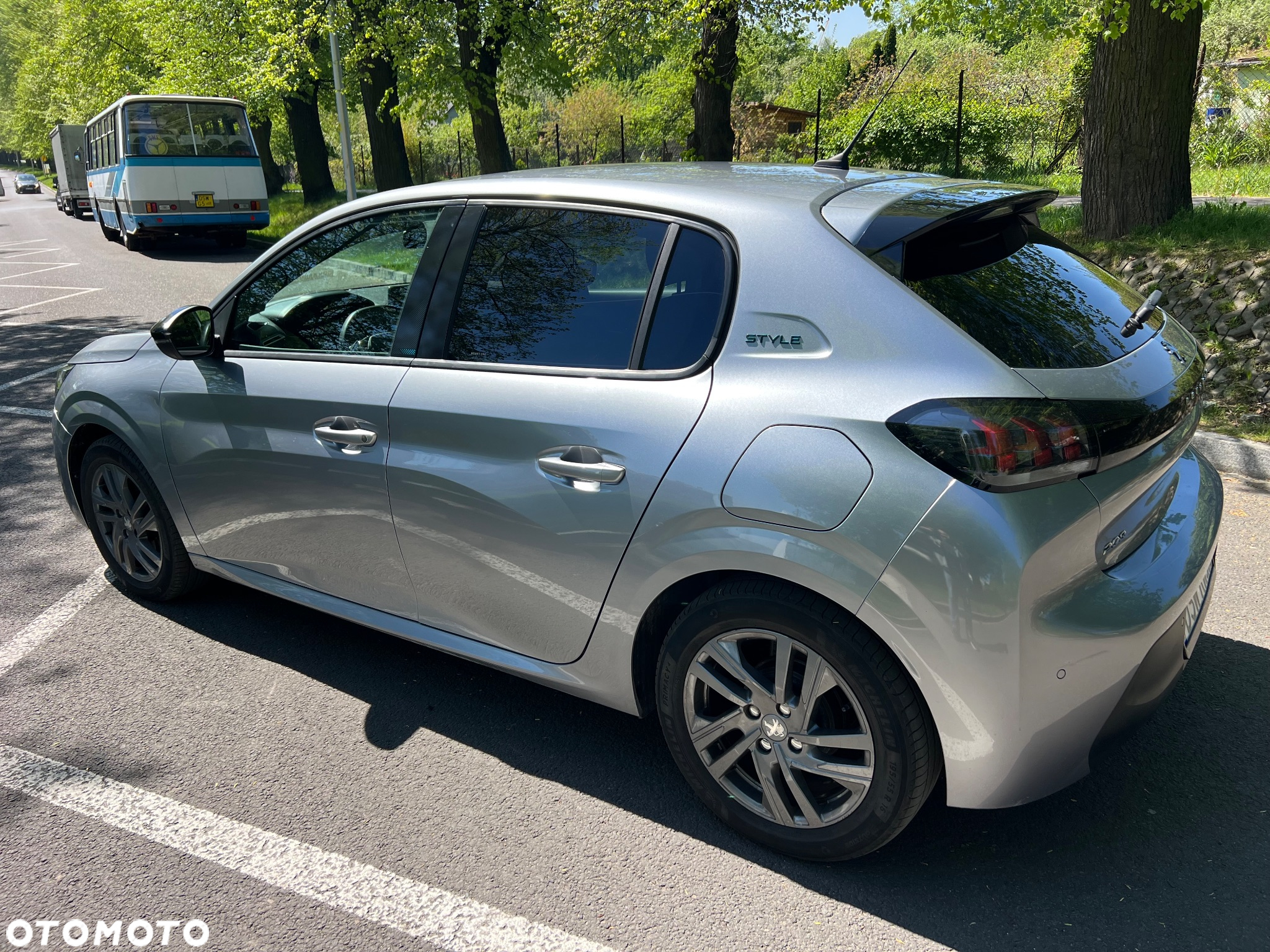 Peugeot 208 PureTech 100 Style - 5