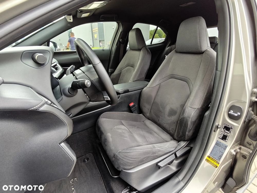 Lexus UX 250h GPF Business Edition 2WD - 11
