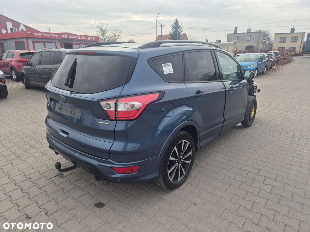 Ford Kuga 1.5 EcoBoost 2x4 ST-Line - 5