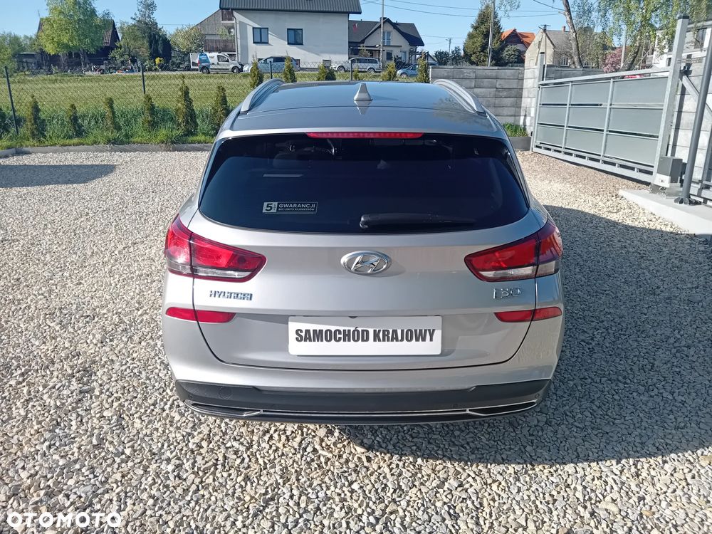 Hyundai i30 1.6 D Comfort - 4
