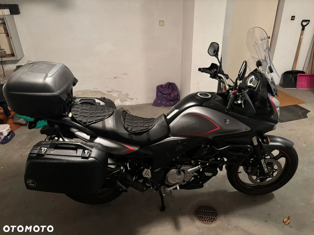 Suzuki V-STROM - 4