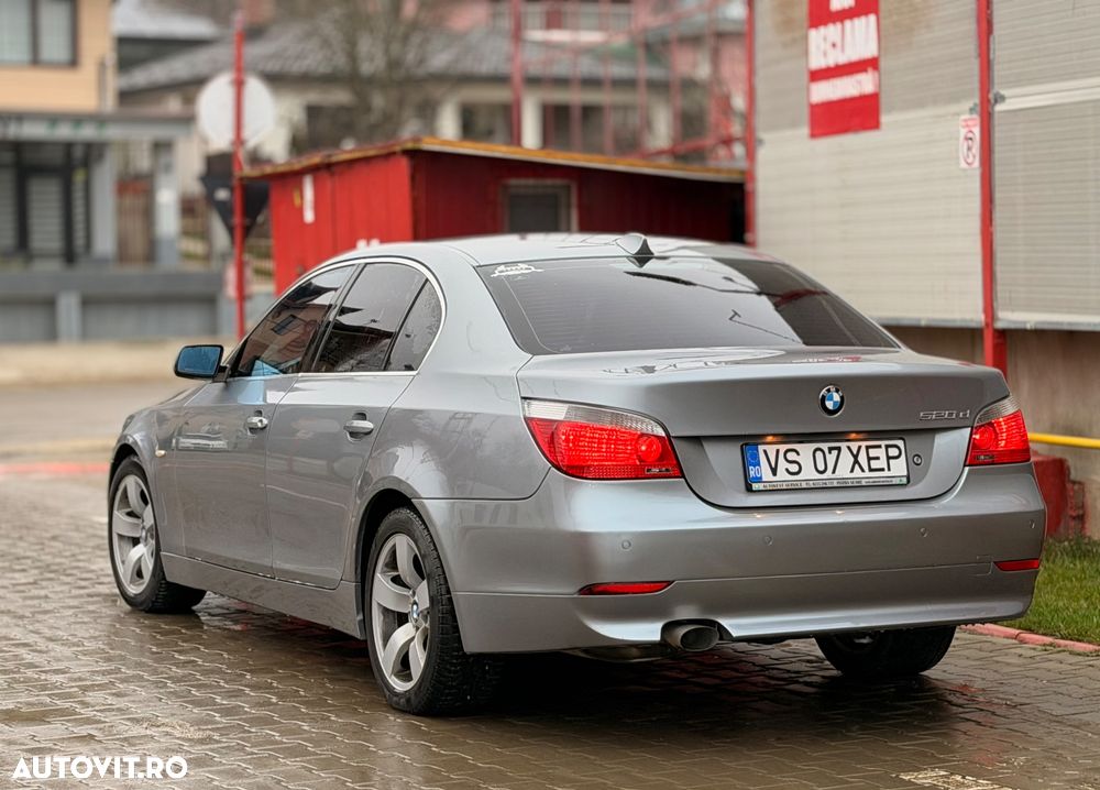 BMW Seria 5 520d Aut. - 1