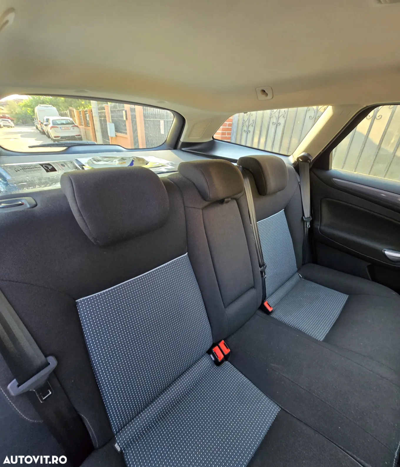 Ford Mondeo - 9
