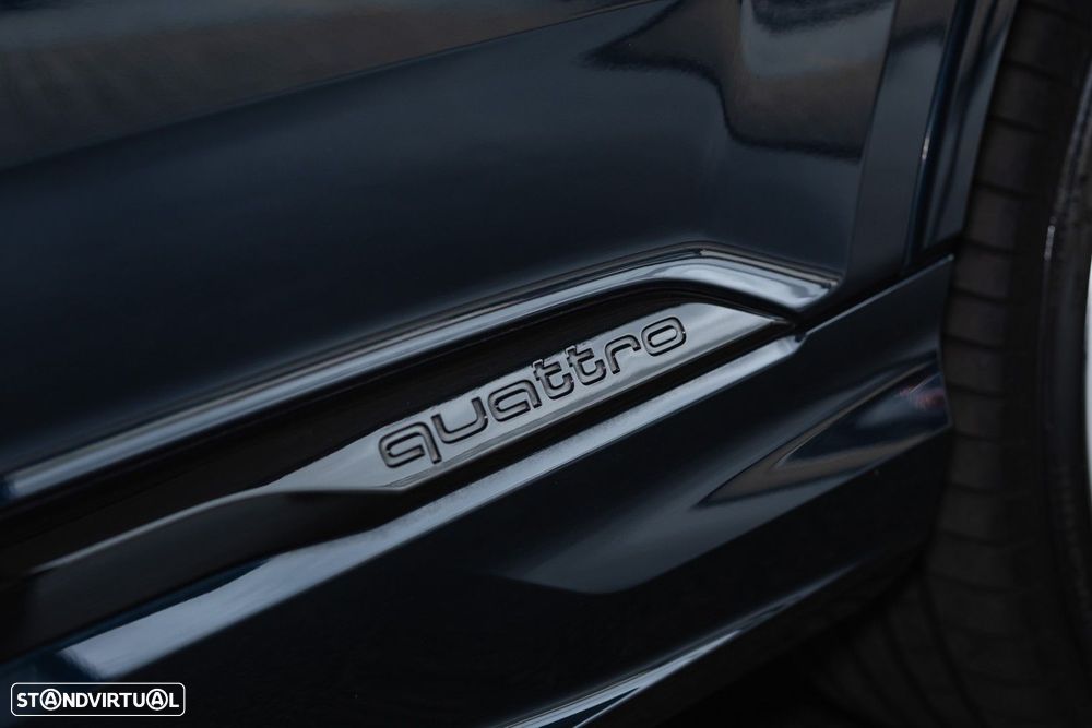 Audi Q7 55 TFSIe quattro S line Tiptronic - 10