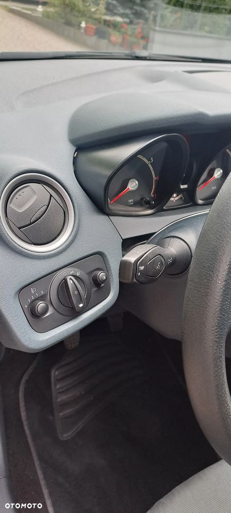 Ford Fiesta 1.25 Trend EU5 - 17