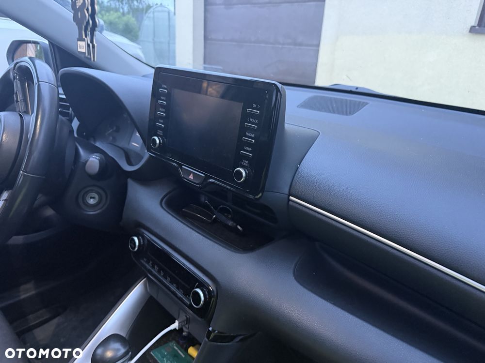 Toyota Yaris - 2
