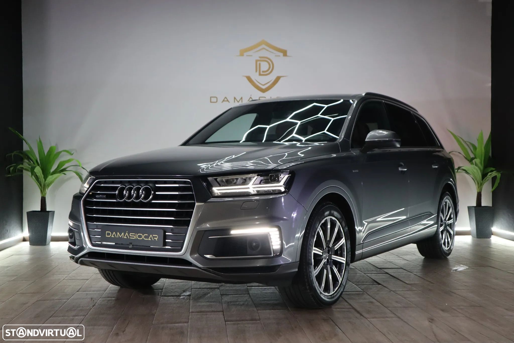 Audi Q7 3.0 TDI E-tron quattro Tiptronic - 1