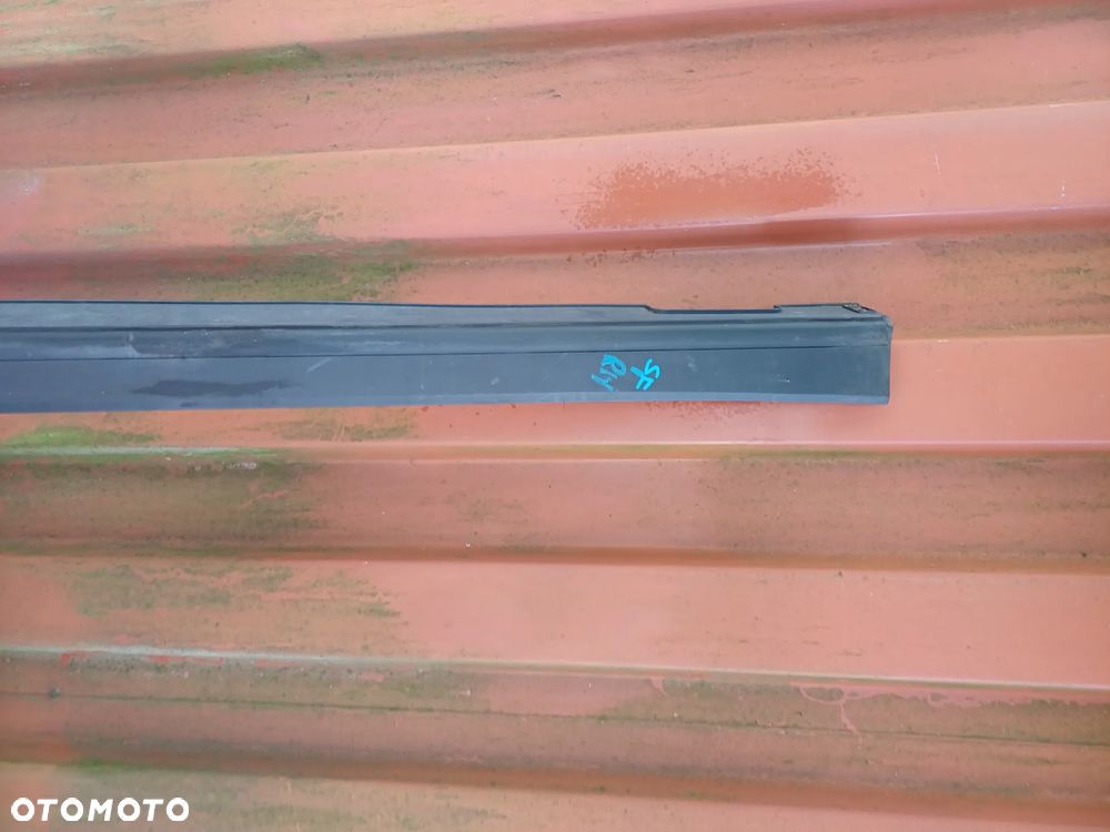 Próg Listwa progowa prawa Hyundai Santa fe IV 18-21r - 3