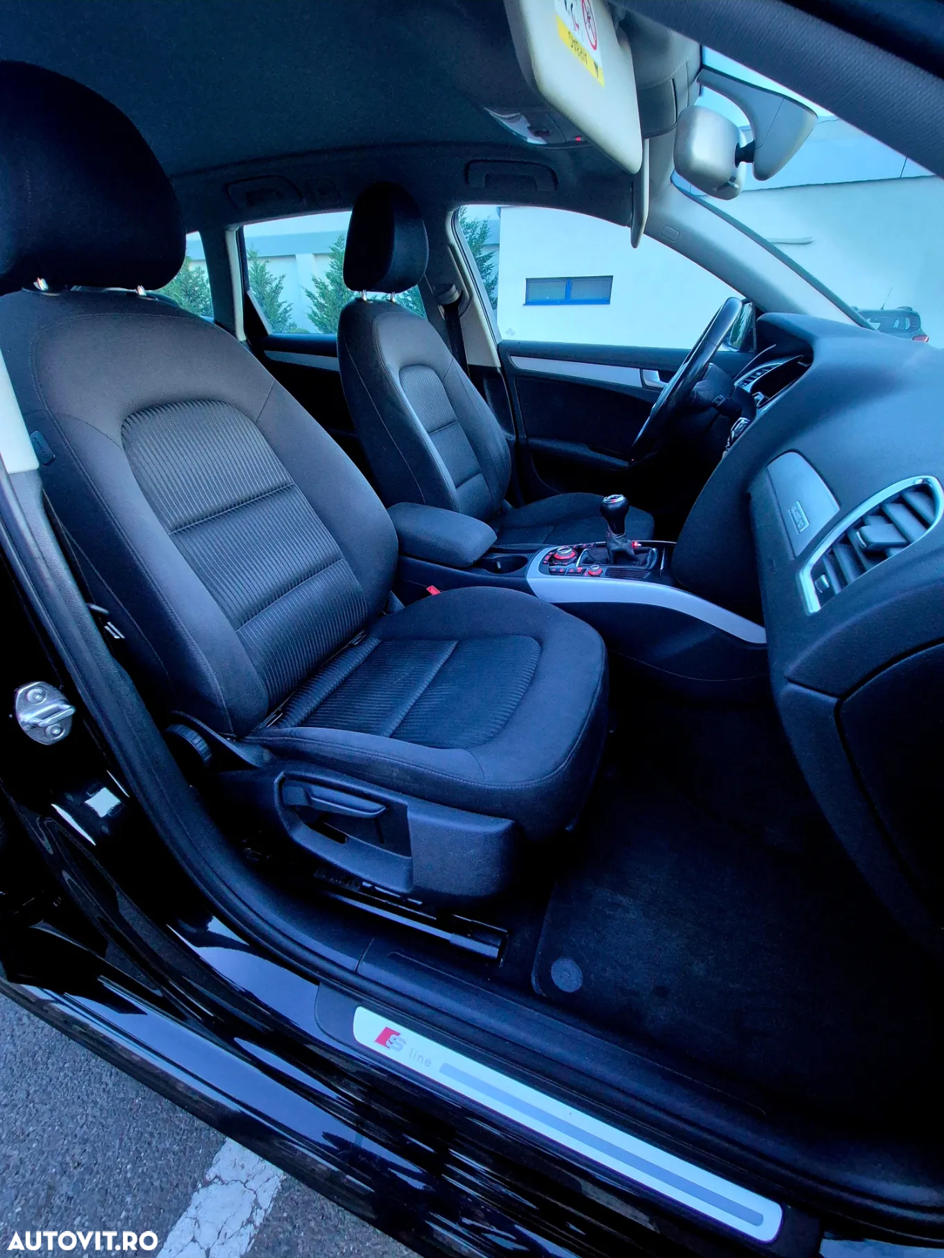 Audi A4 Avant 2.0 TDI DPF quattro S line Sportpaket - 13