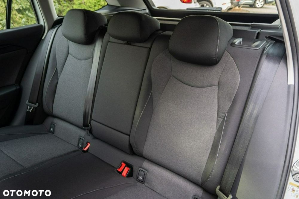 Volkswagen Passat Variant - 16