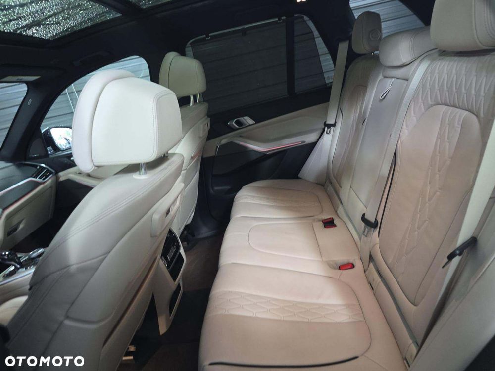 BMW X5 xDrive40i xLine - 10