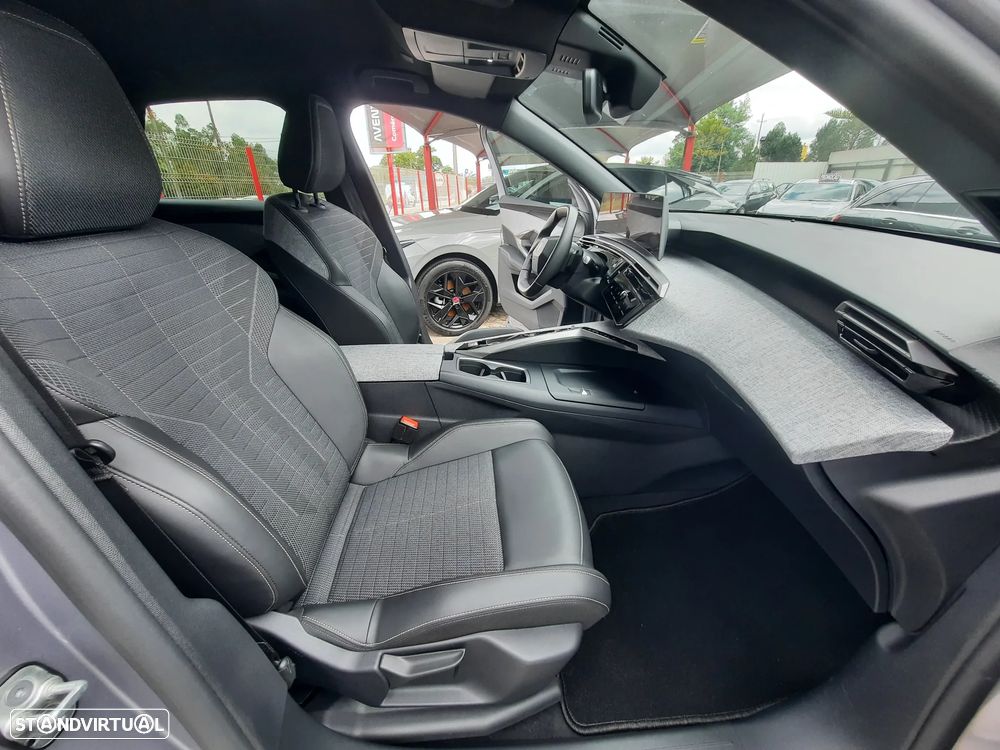 Peugeot 3008 Hybrid 145 e-DSC6 Allure - 27