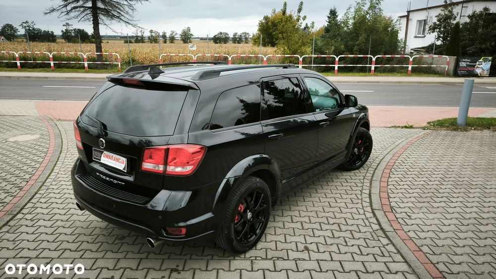 Fiat Freemont 2.0 Multijet Black Code AWD - 5