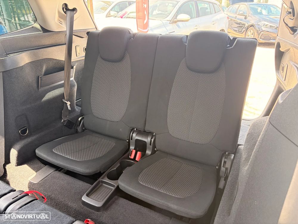 BMW 216 Gran Tourer d Line Sport Auto - 28