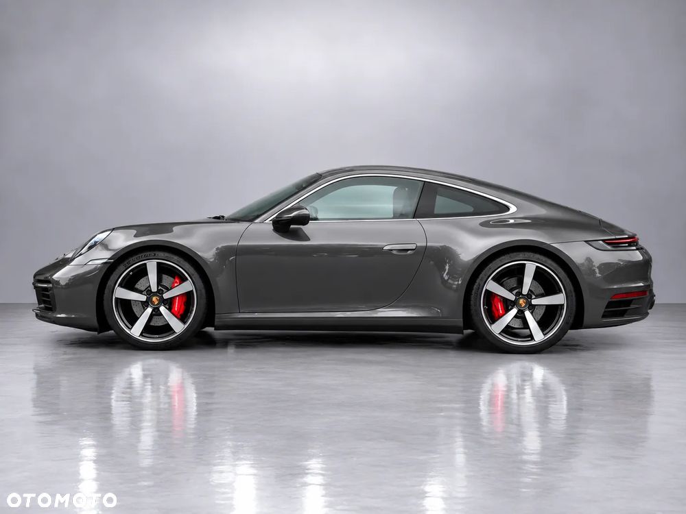 Porsche 911 Carrera 4S - 2