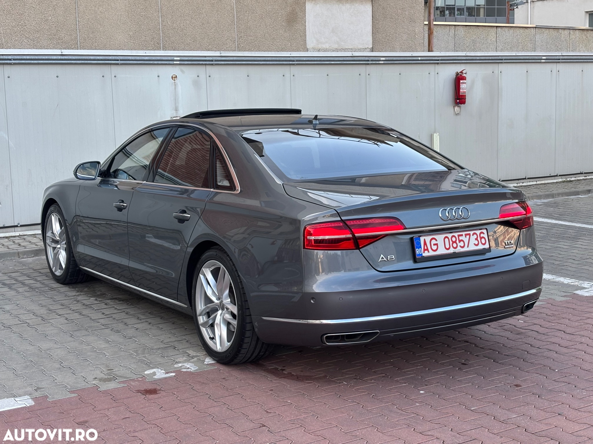 Audi A8 3.0 TDI DPF clean diesel quattro tiptronic - 17