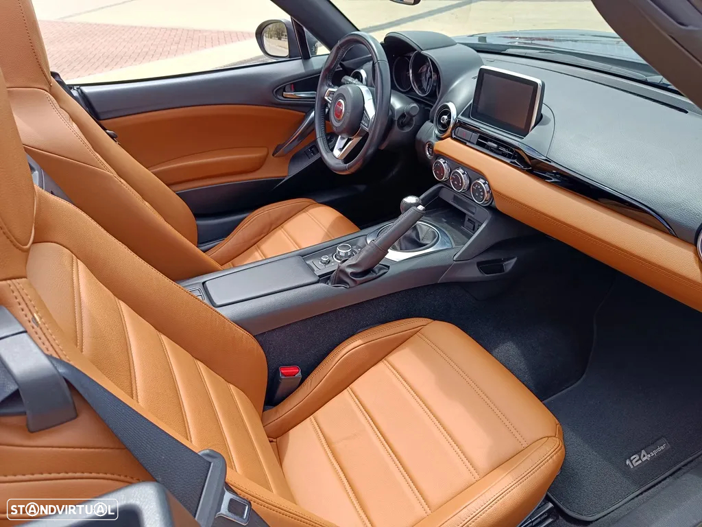 Fiat 124 Spider 1.4 MultiAir Turbo - 21