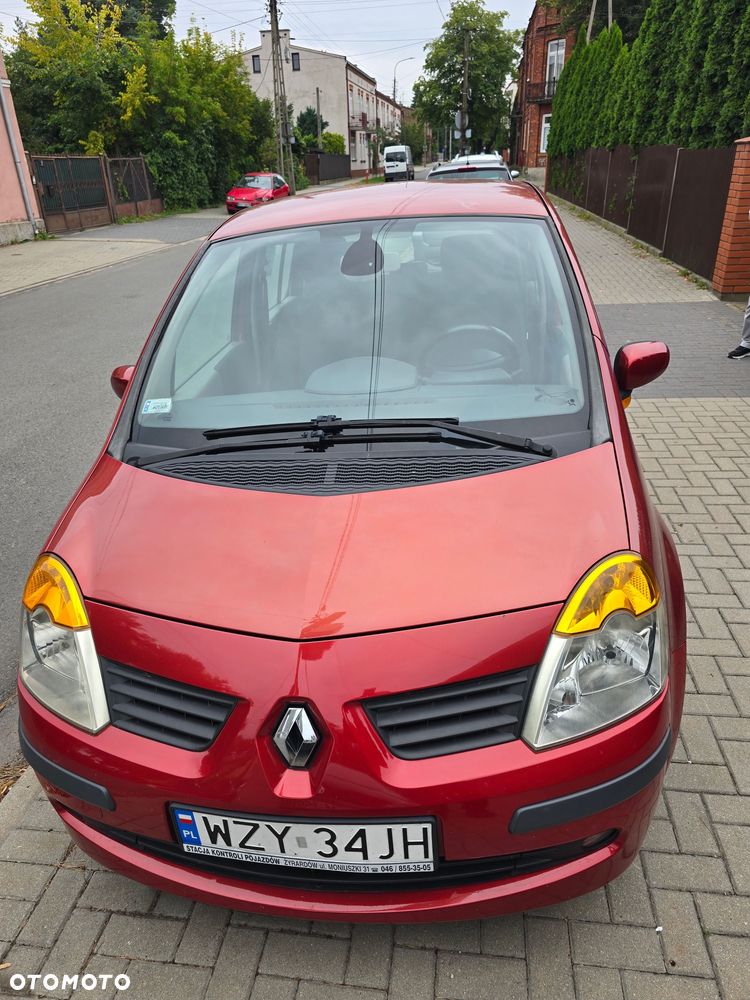 Renault Modus - 1