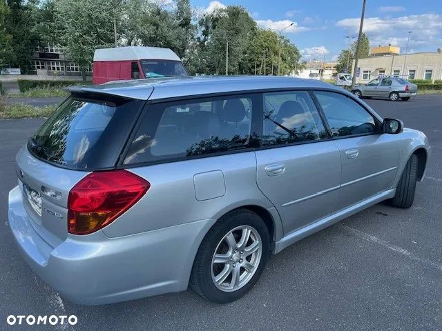 Subaru Legacy Kombi 2.0 4WD - 2