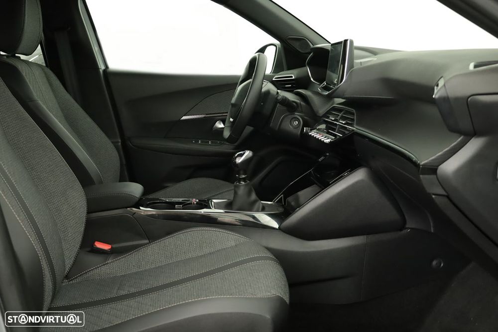 Peugeot 2008 1.2 PureTech Allure - 21