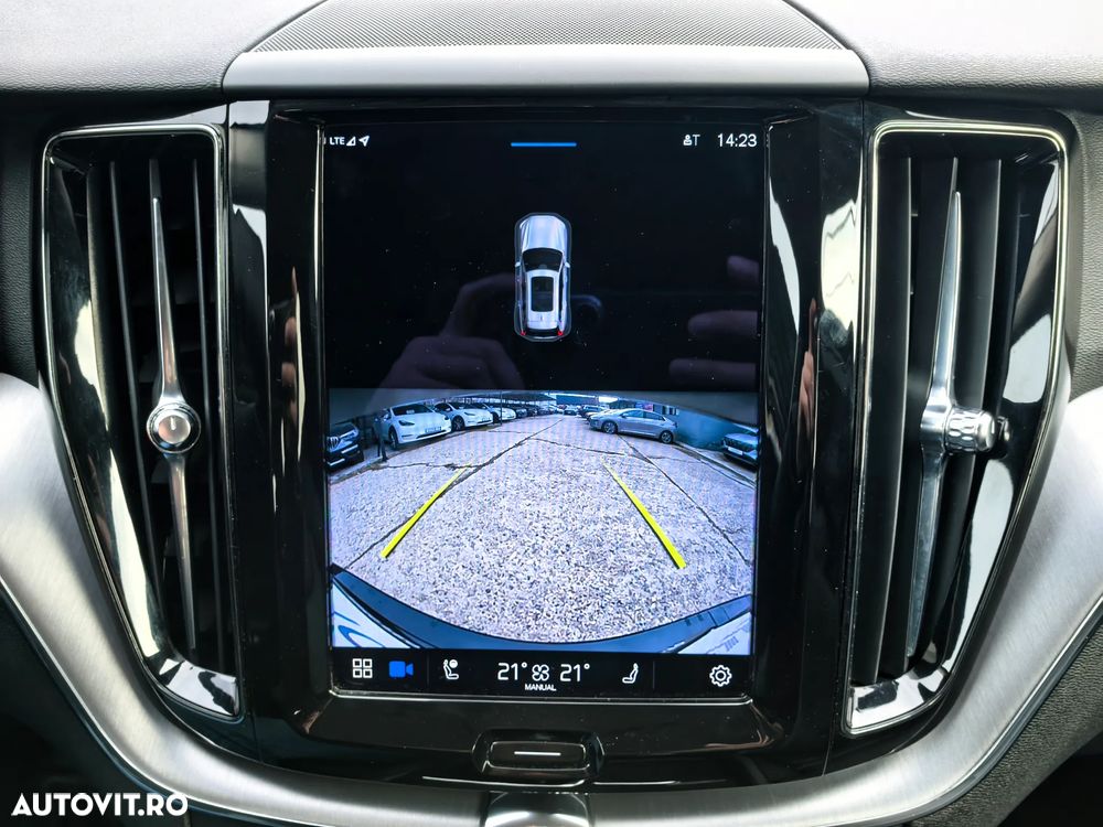 Volvo XC 60 B4 D Geartronic Momentum Pro - 21