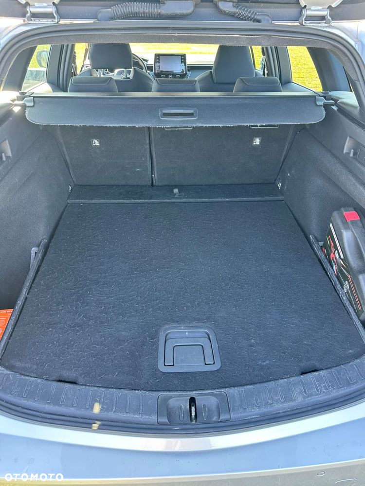 Toyota Corolla - 12