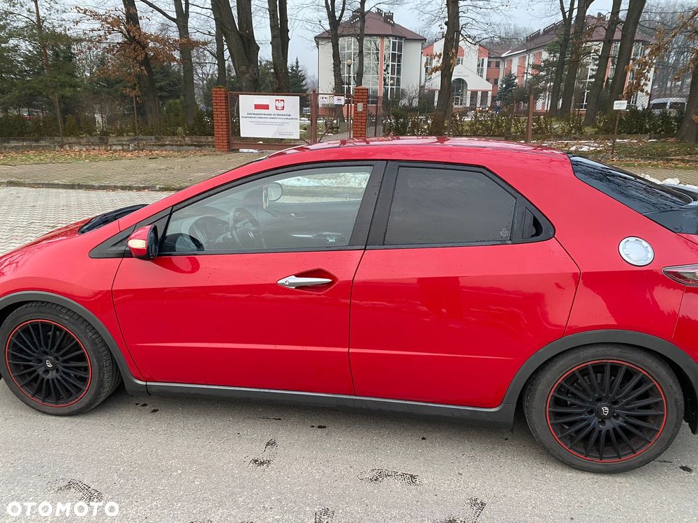 Honda Civic 1.8 Sport - 11