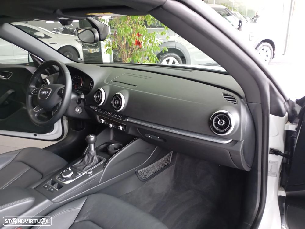 Audi A3 Cabrio 1.4 TFSI Cylinder on demand ultra S line Sport Pack - 9