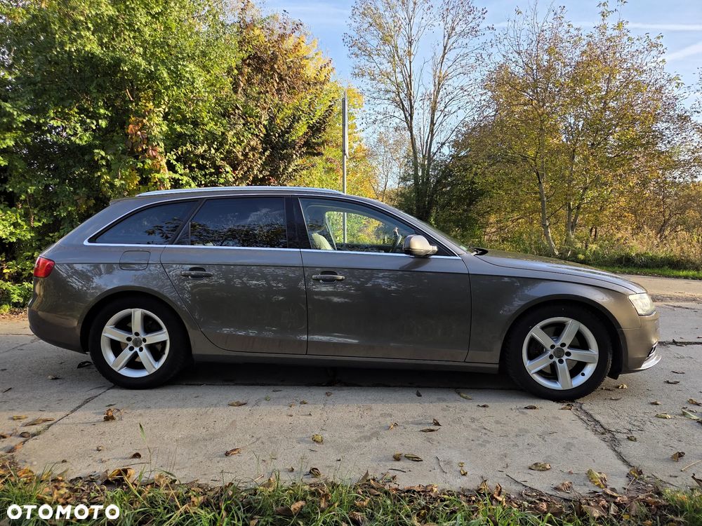 Audi A4 Avant - 4
