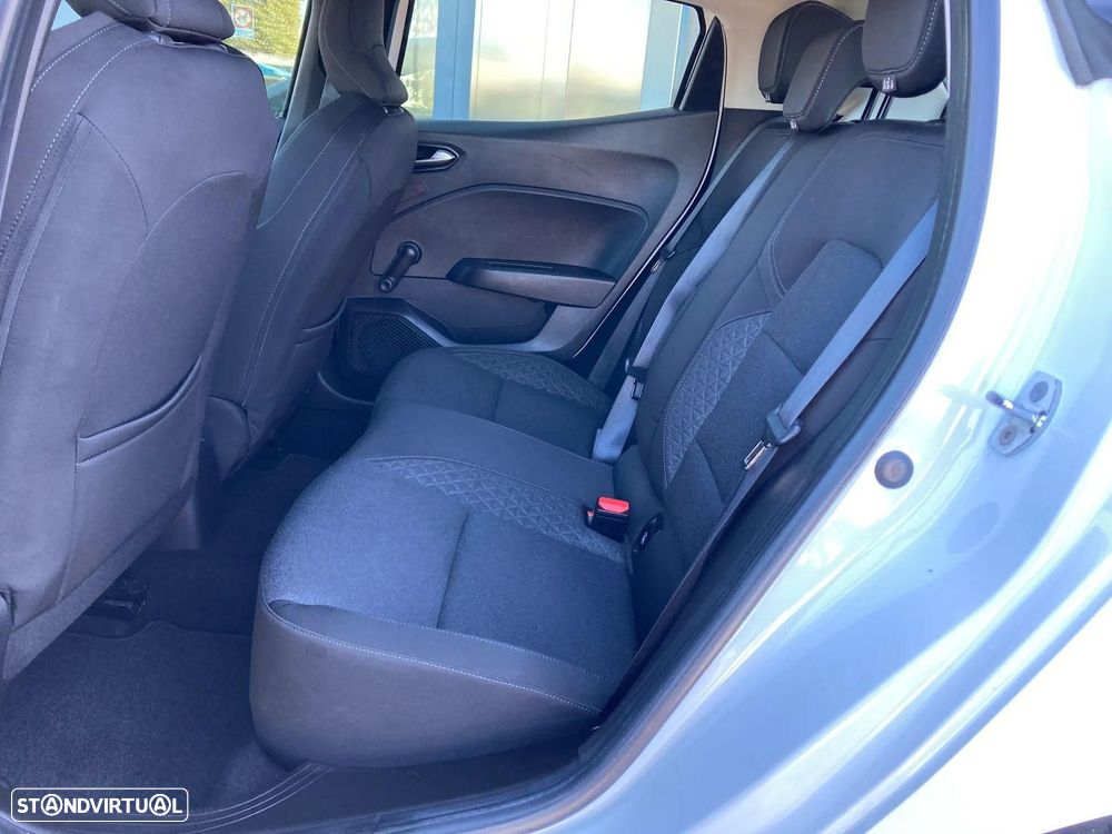 Renault Clio TCe 100 BUSINESS EDITION - 25