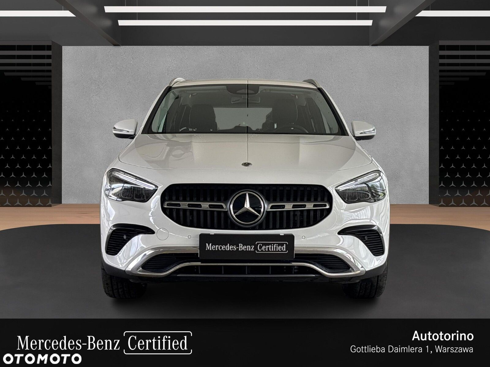 Mercedes-Benz GLA - 8