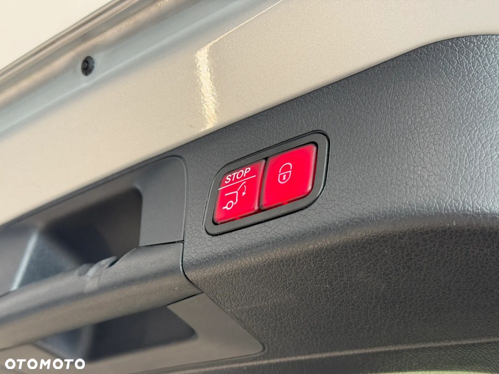 Mercedes-Benz GLB 200 AMG Line 7G-DCT - 26