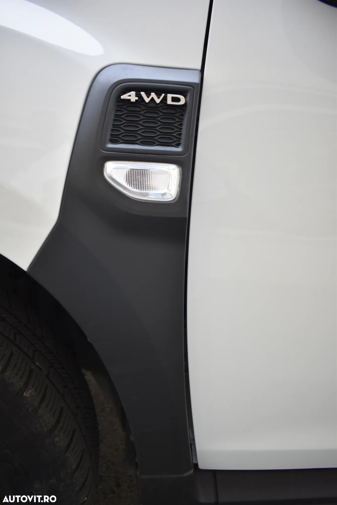 Dacia Duster 1.5 Blue dCi 4WD Comfort - 36
