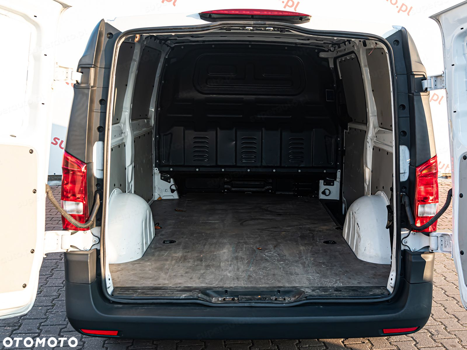 Mercedes-Benz Vito - 13