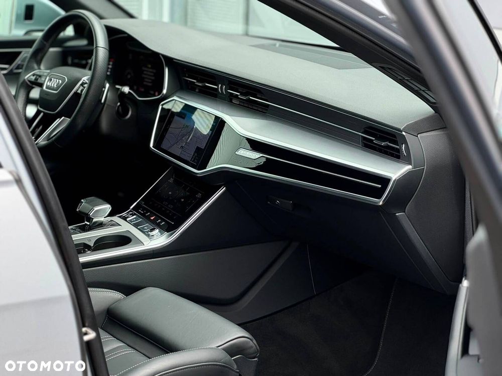 Audi A6 Avant - 16