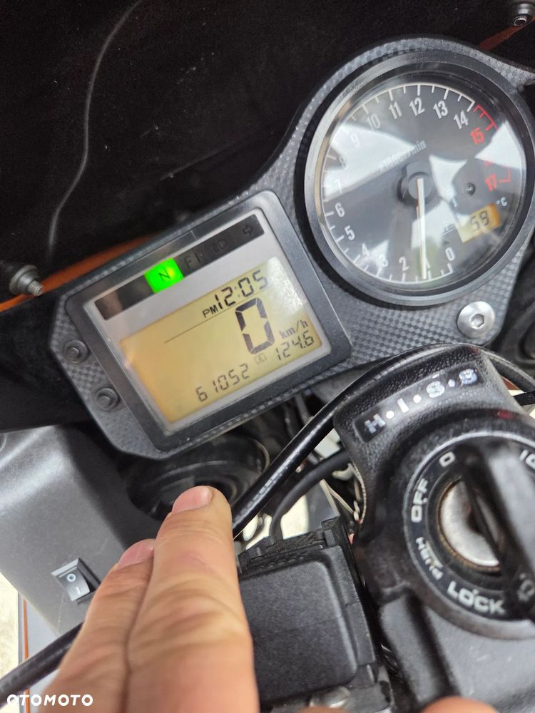 Honda CBR - 13