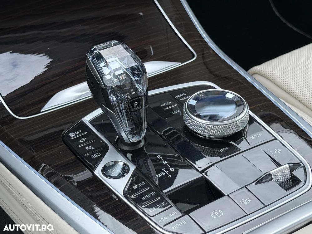 BMW X5 xDrive45e - 26