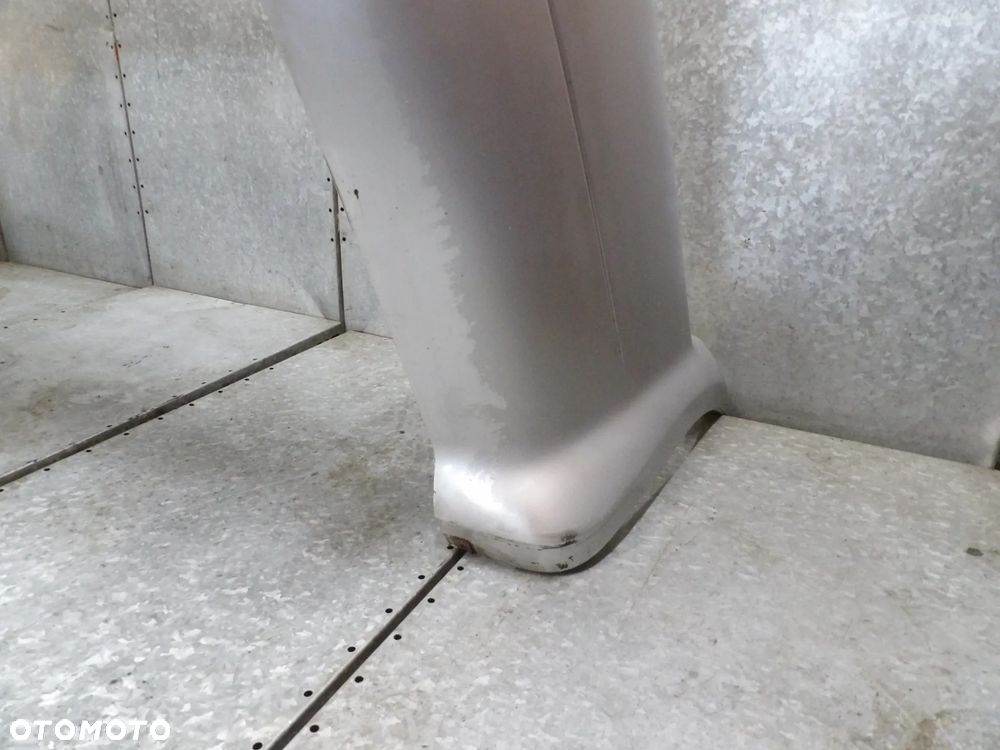 NISSAN TERRANO II FORD MAVERICK I  ZDERZAK TYŁ 5D - 13