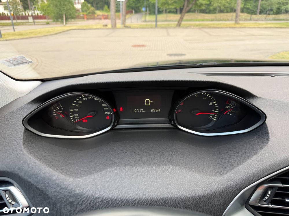Peugeot 308 PureTech 110 Stop & Start Style - 28