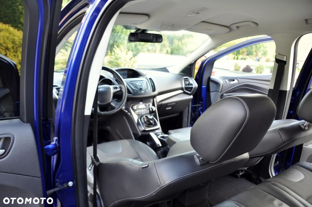 Ford Kuga - 27
