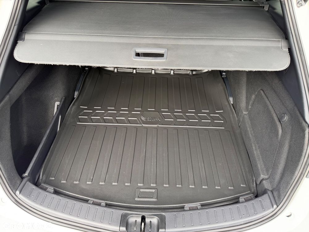 Toyota Corolla 2.0 Hybrid GR Sport - 30