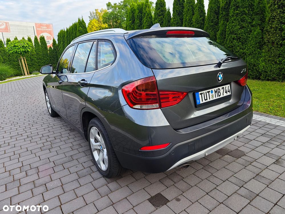 BMW X1 sDrive18d xLine - 8