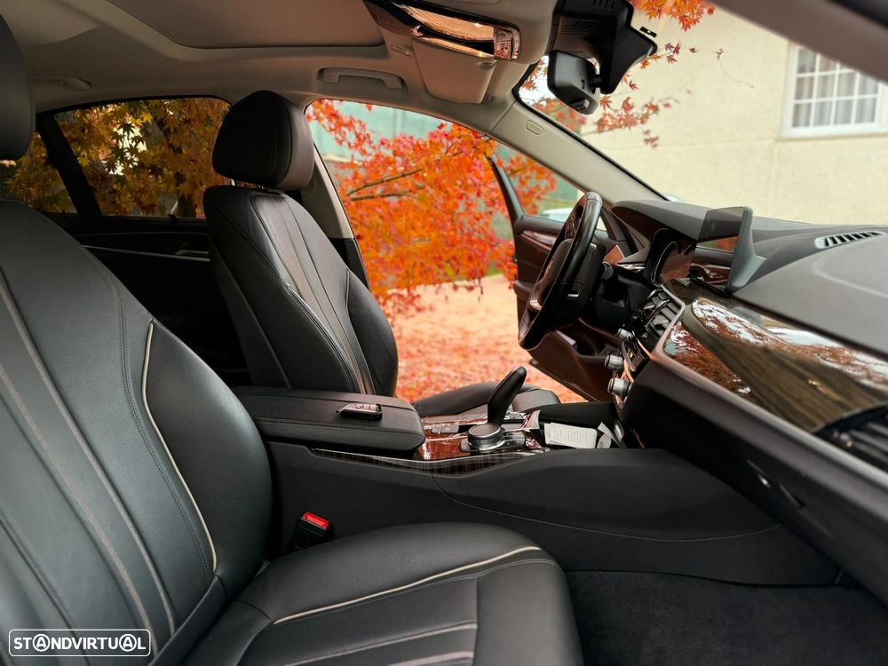 BMW 520 d Line Luxury Auto - 6
