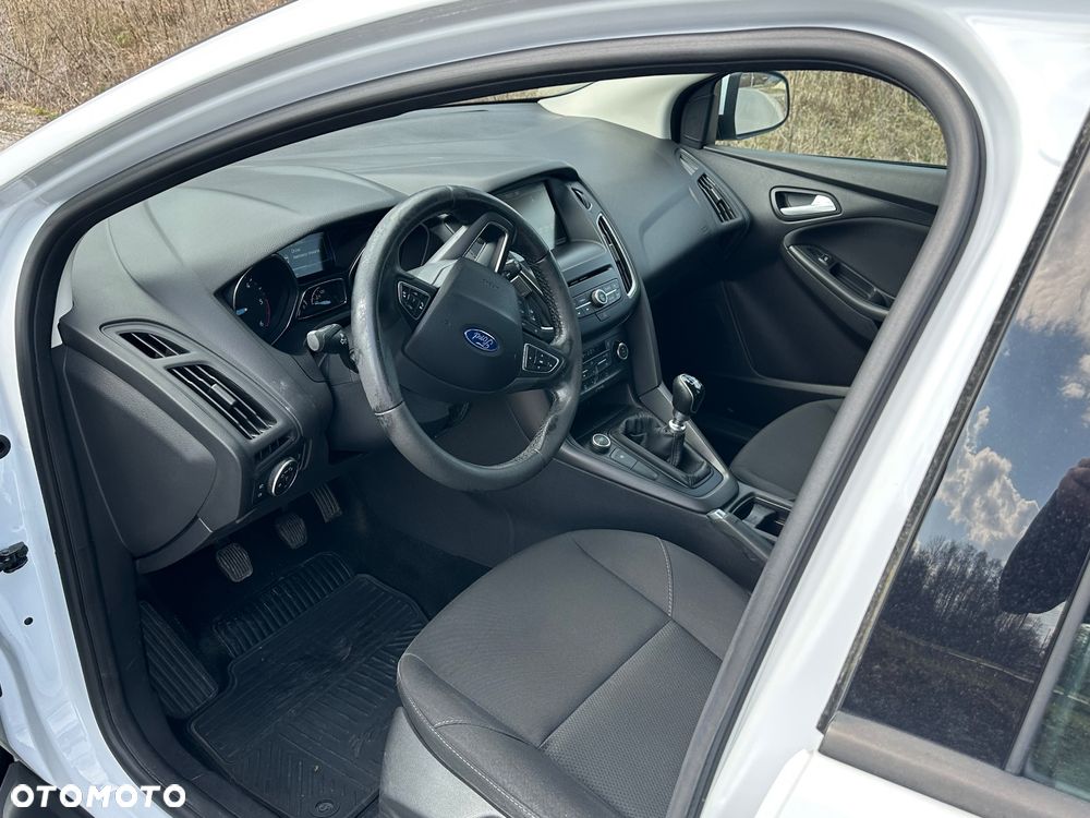 Ford Focus 1.5 TDCi Titanium ECOnetic ASS - 5