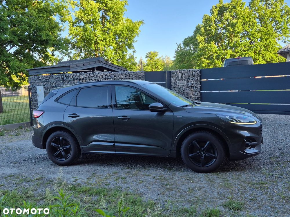 Ford Kuga - 3
