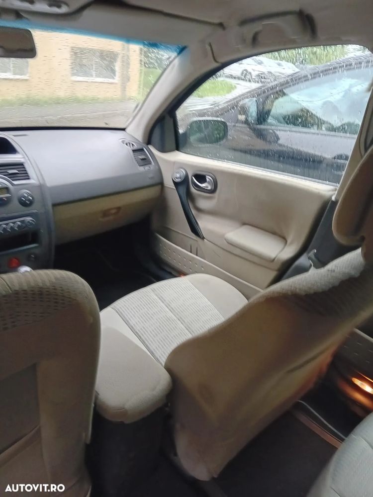 Renault Megane - 7