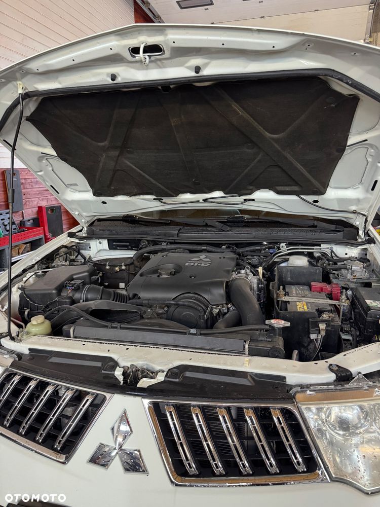 Mitsubishi L200 2.5 DID DC Instyle HP - 13