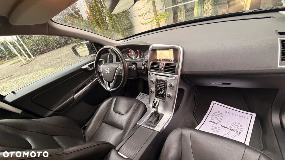 Volvo XC 60 - 13